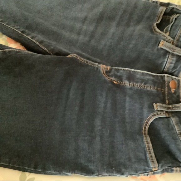 Bold Elements crop jeans size 6 stretch waist band get extra 1.5” if need be🦋 - Picture 5 of 10